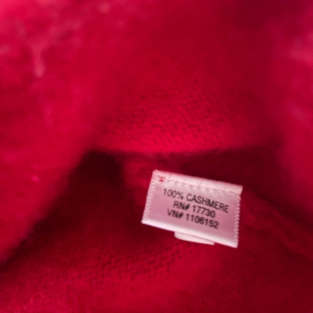 Target Unisex Bold Red Cashmere Quarter Zip Sweater - Picture 4 of 7